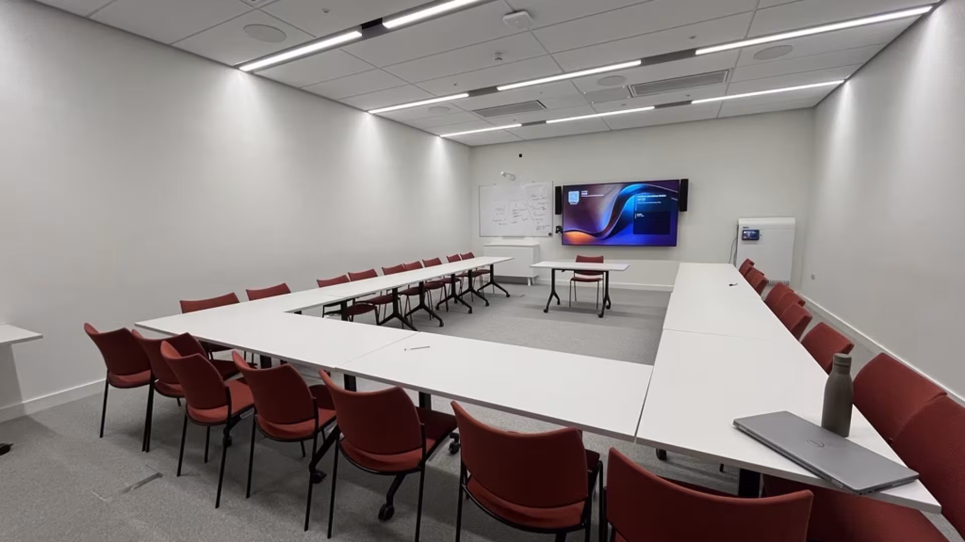 Medium Seminar/Classrooms