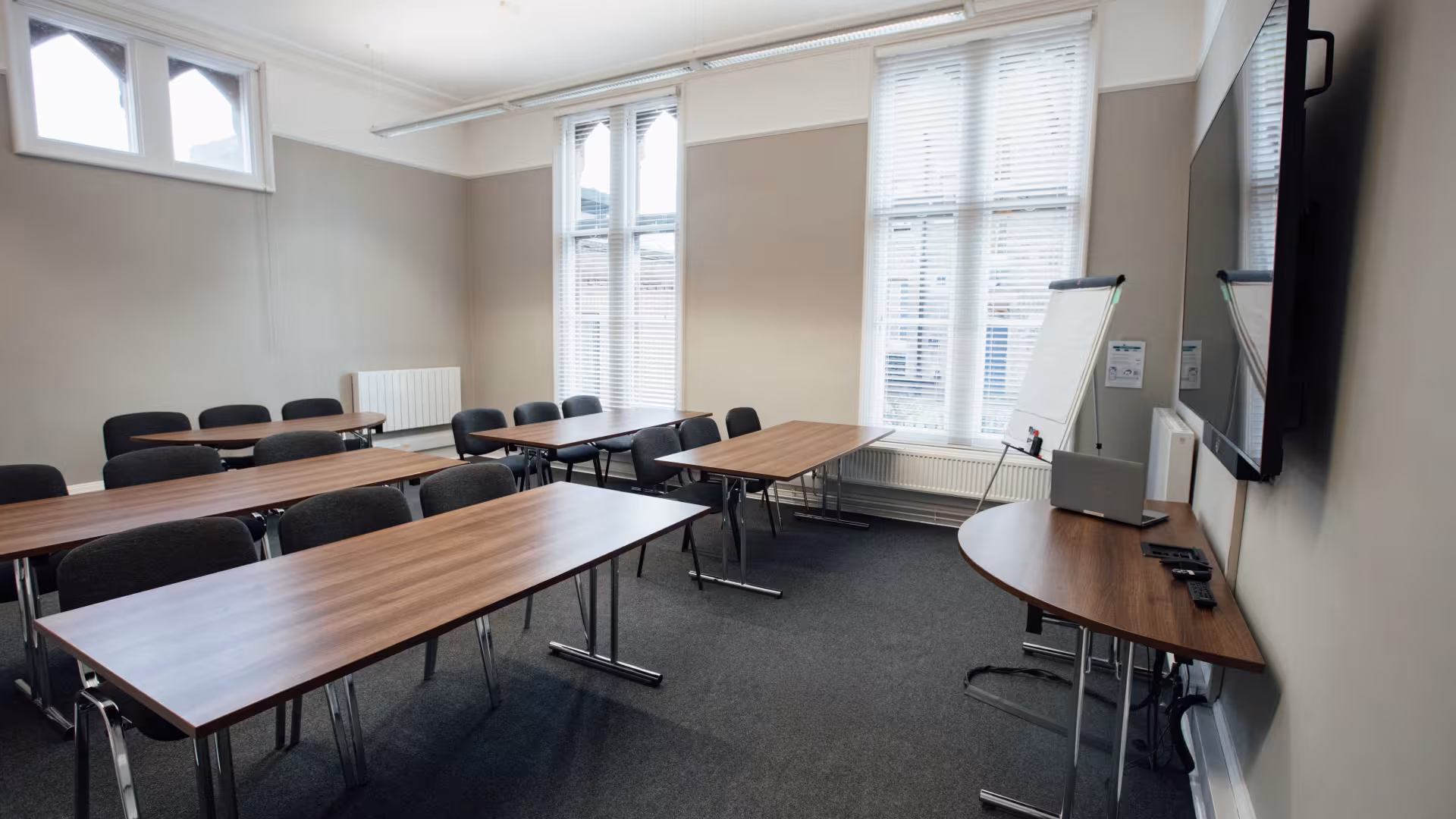 62 Meeting Room