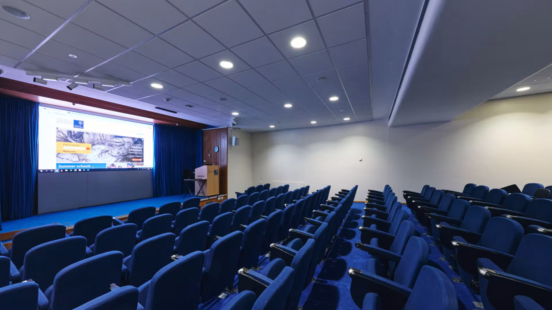 Geoffrey Thomas Lecture Theatre