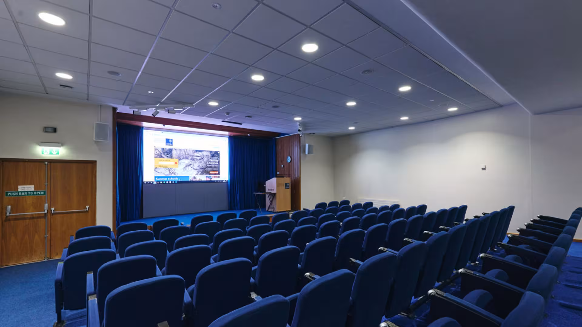 Geoffrey Thomas Lecture Theatre