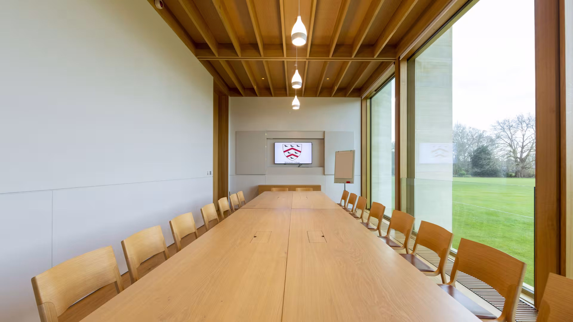 Sultan Nazrin Shah Centre - Le May Meeting Room