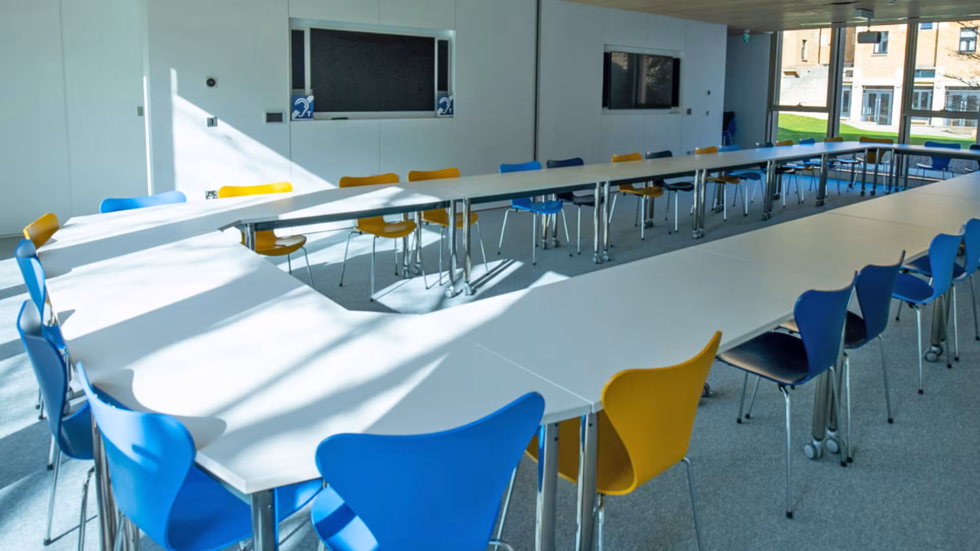 Dr Lee Shau Kee Scholars Room 