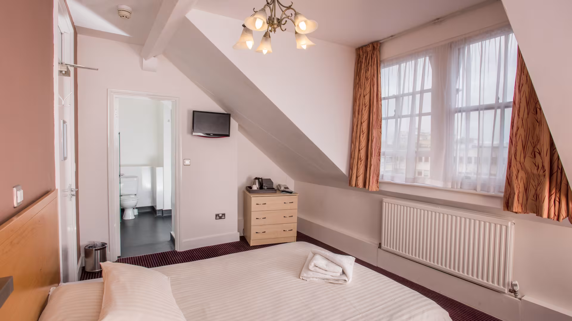 Accomodation