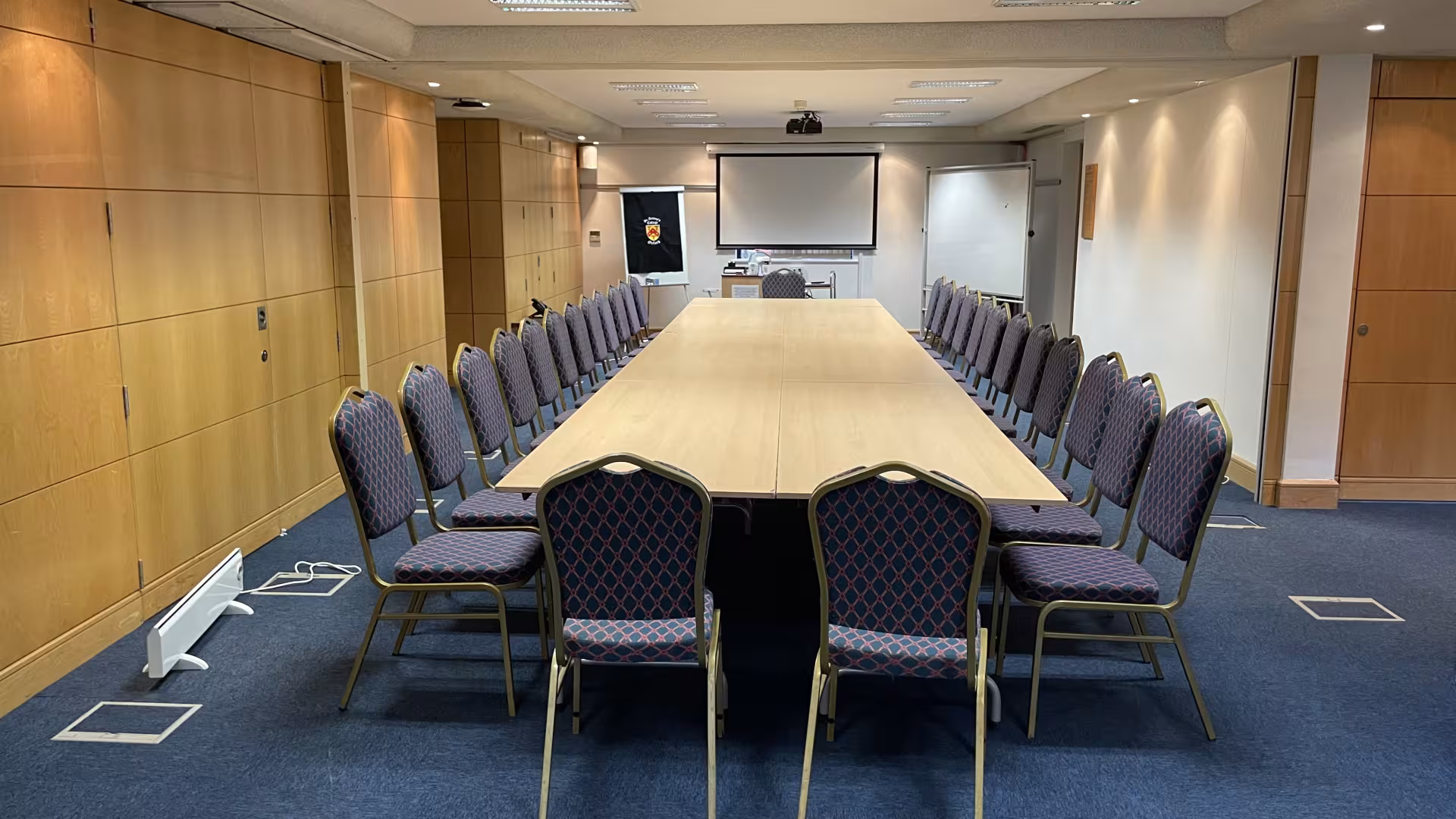 Dahrendorf Room