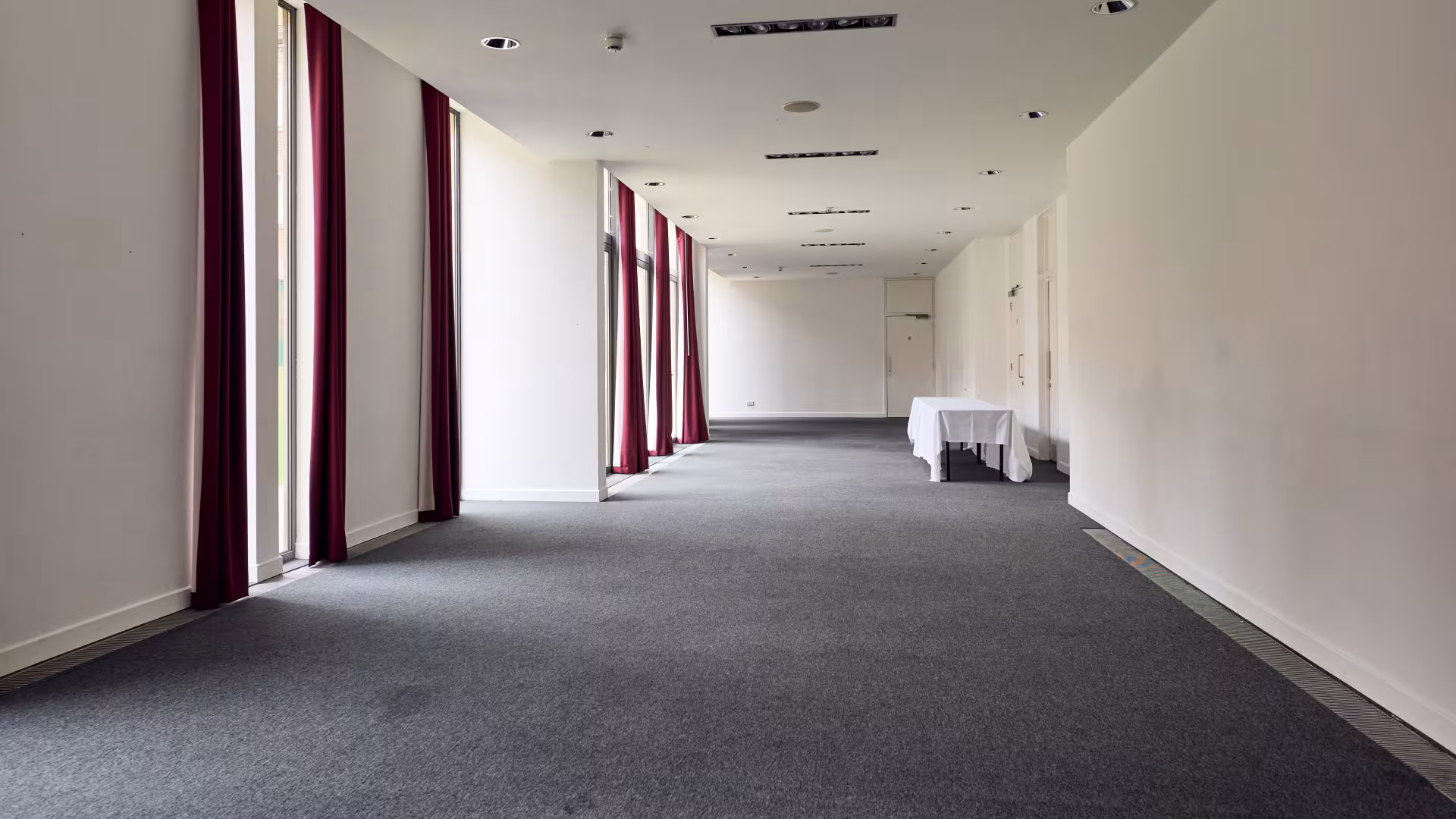 Vidal Hall (Foyer B)