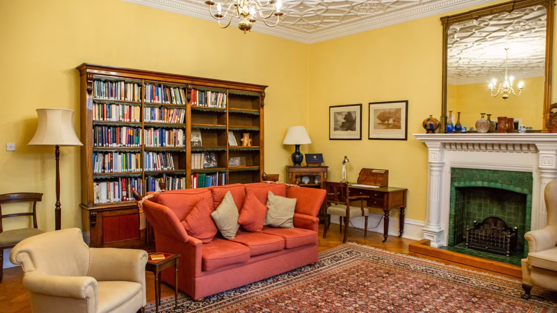 Nadel Room