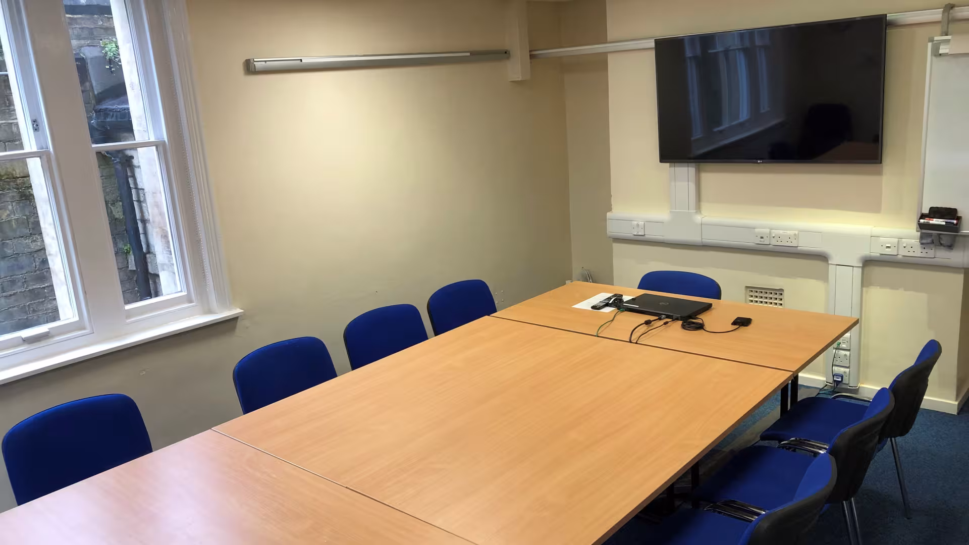 Syndicate Rooms