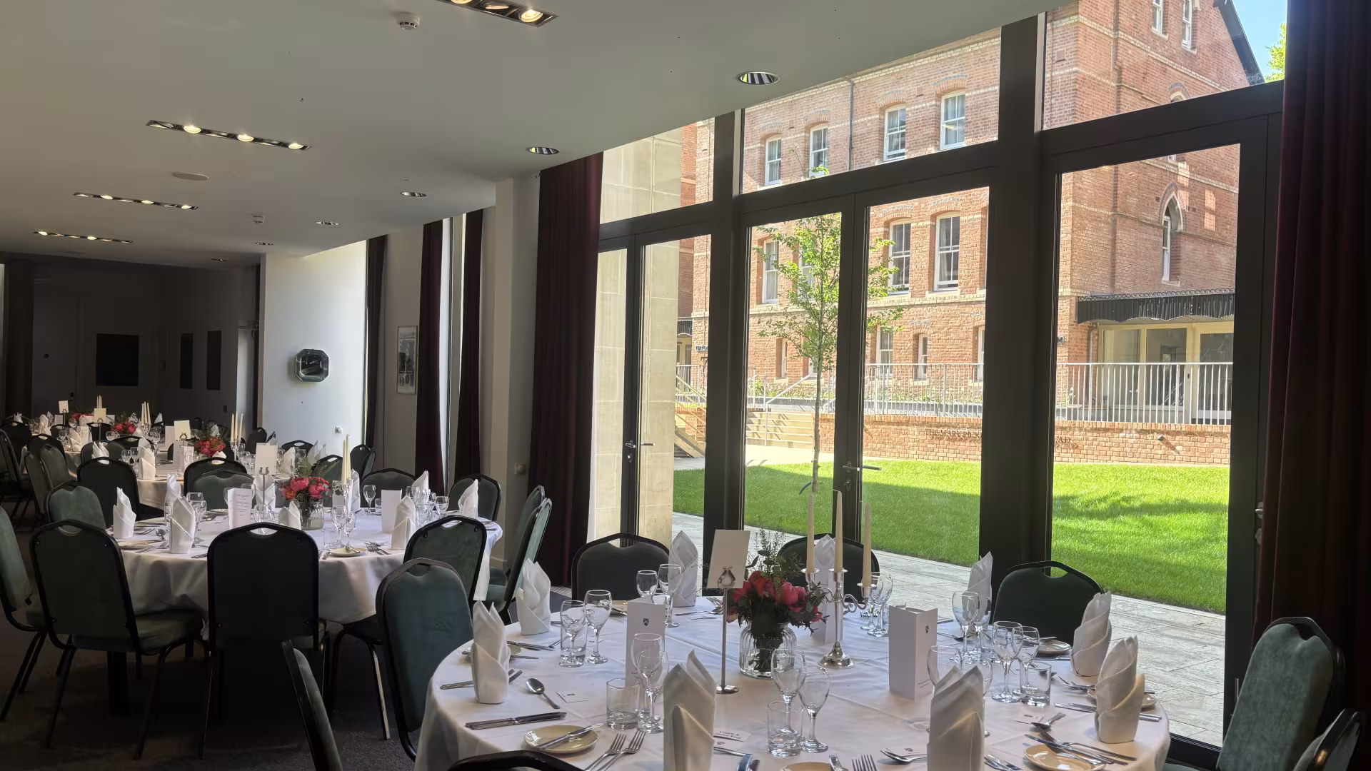 Vidal Hall (Foyer B)