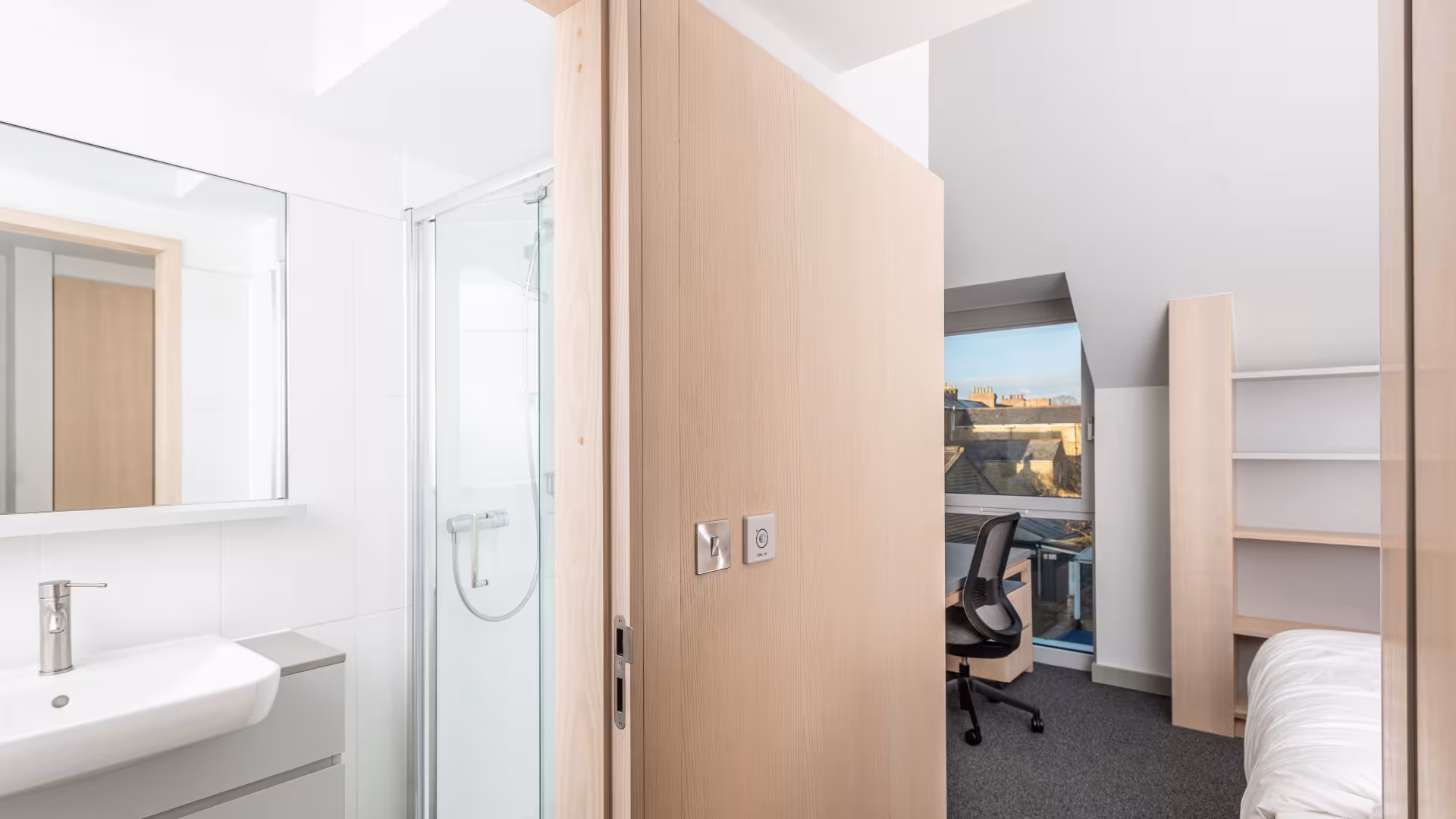 Single En-suite bedroom