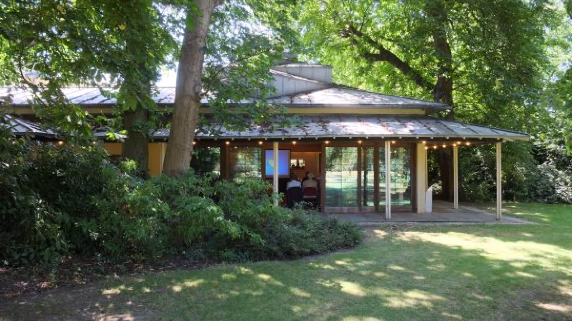 Linbury Building