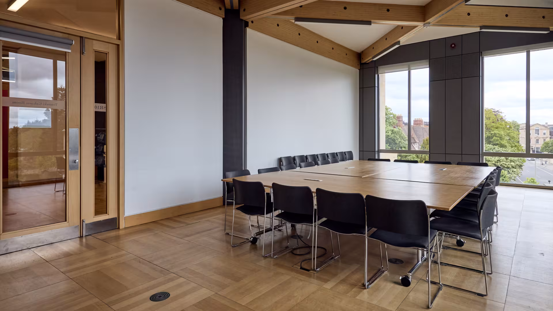Seminar Room 10