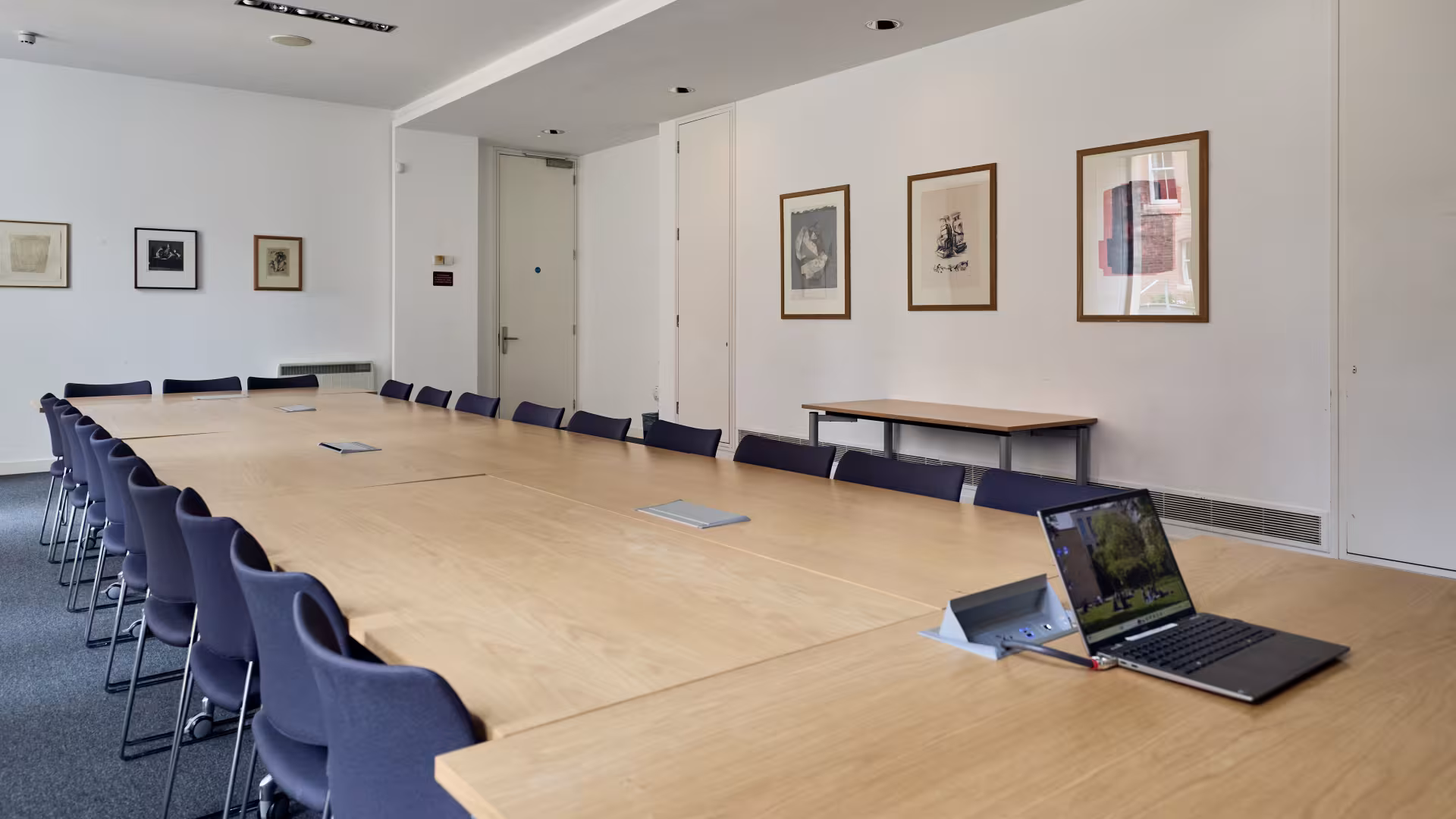 Seminar Room 8