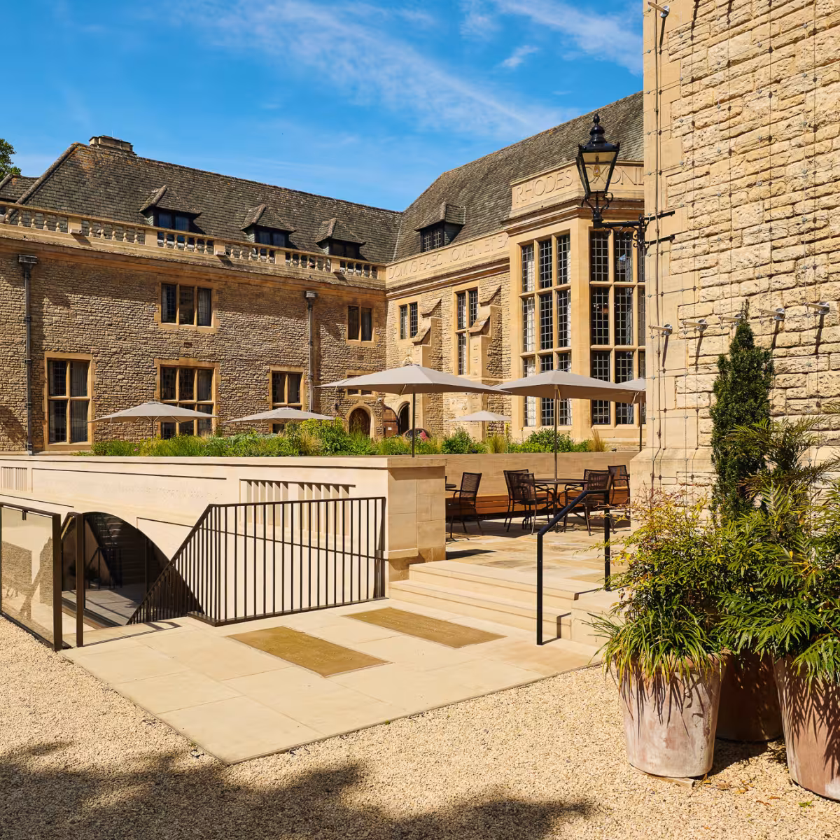 Rhodes House courtyard 