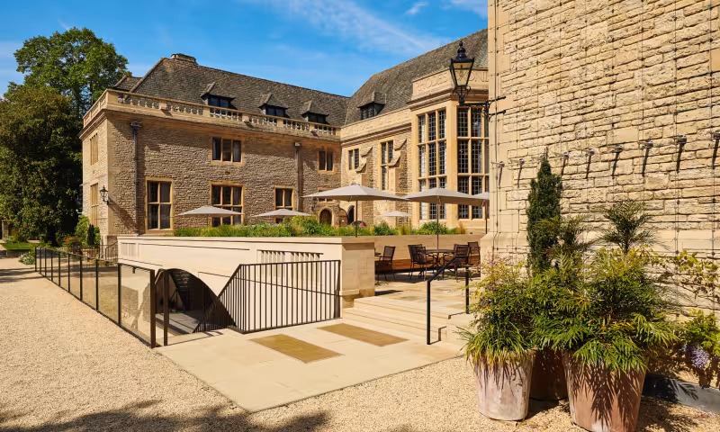 Rhodes House courtyard 